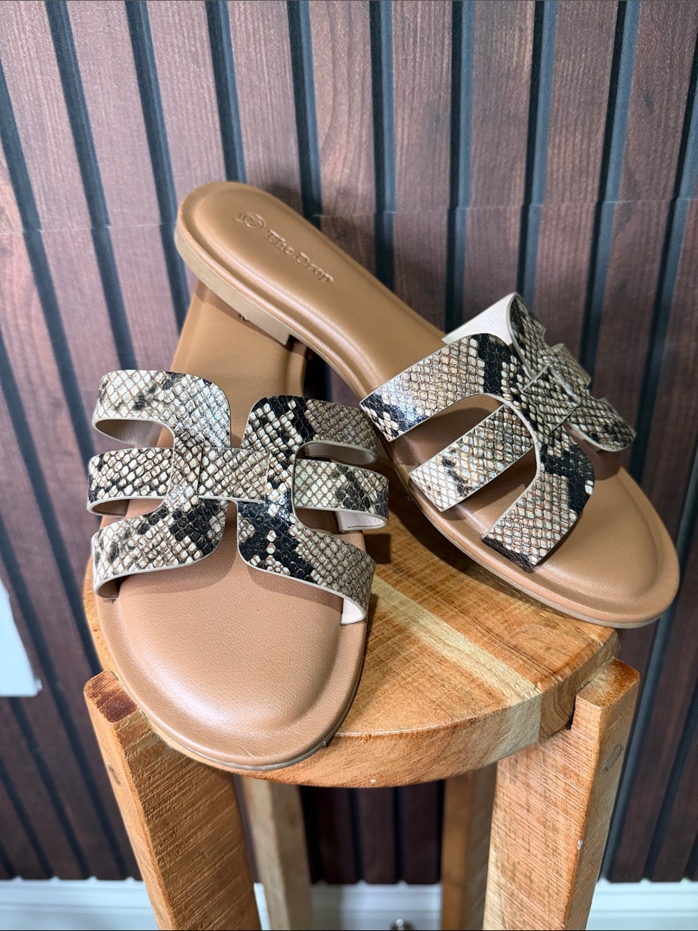 The Drop Snakeskin Print Bow Slide Sandals Women’s Size 8 1/2